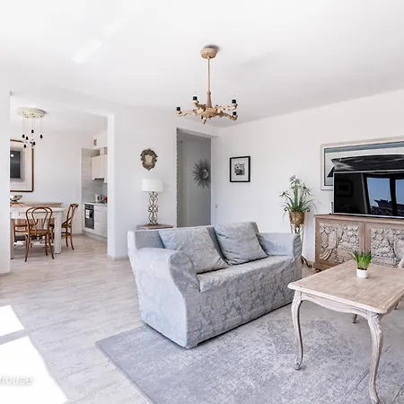 Mye - Art Gallery Penthouse Łódź